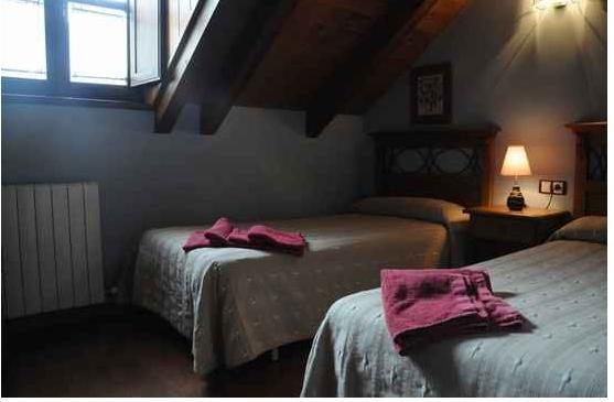 Borda Felices Hostel Broto Szoba fotó
