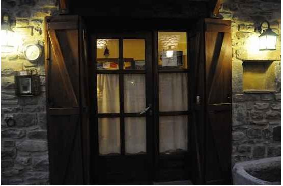 Borda Felices Hostel Broto Kültér fotó