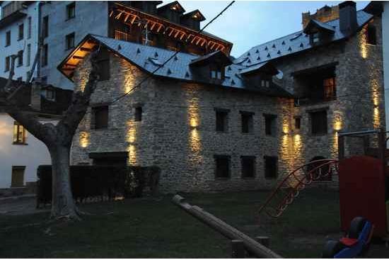 Borda Felices Hostel Broto Kültér fotó