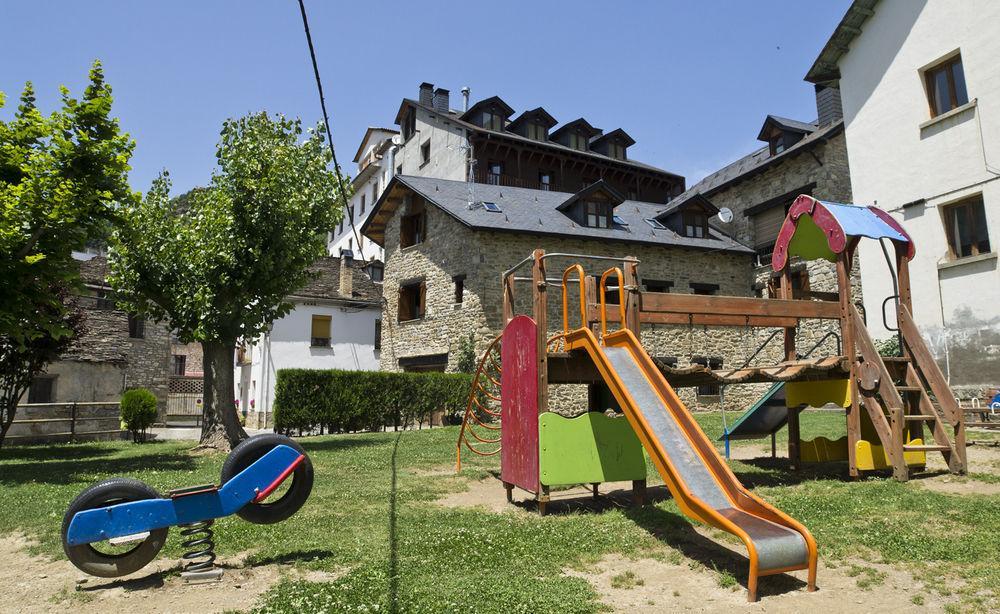 Borda Felices Hostel Broto Kültér fotó
