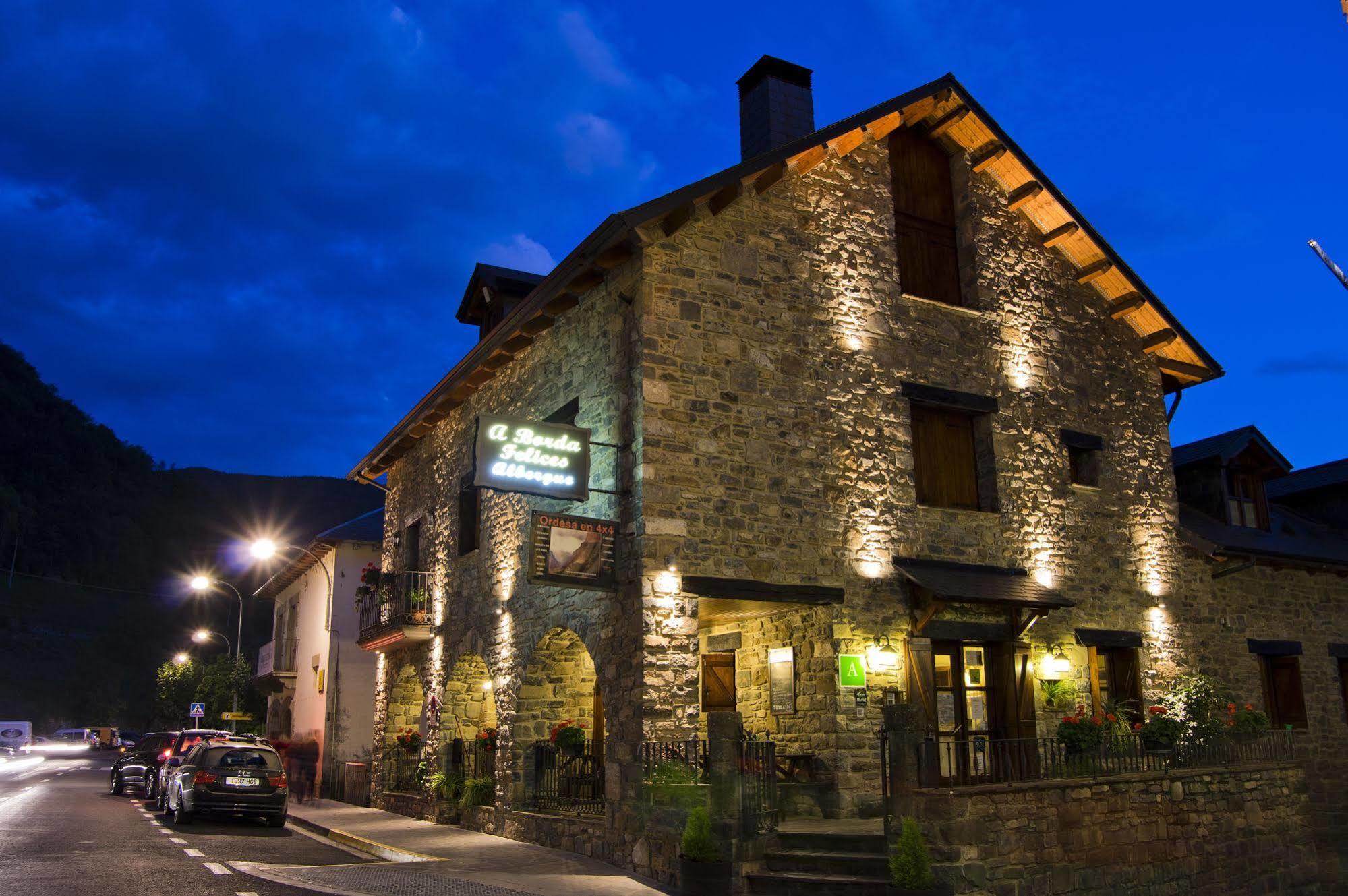 Borda Felices Hostel Broto Kültér fotó